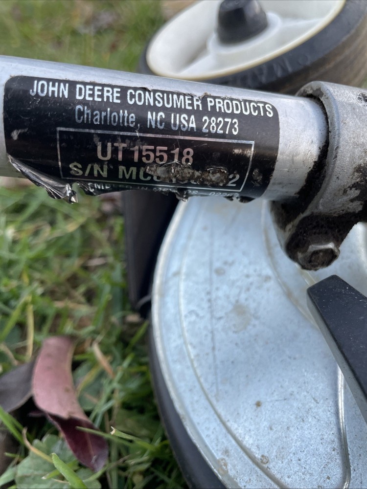 John Deere UT15518 Edger Attachment