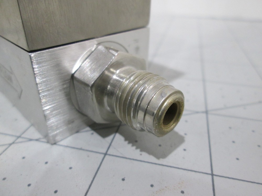 Unit, UFC-1100, Mass Flow Controller, SiH2CL2, 100 SCCM, Used