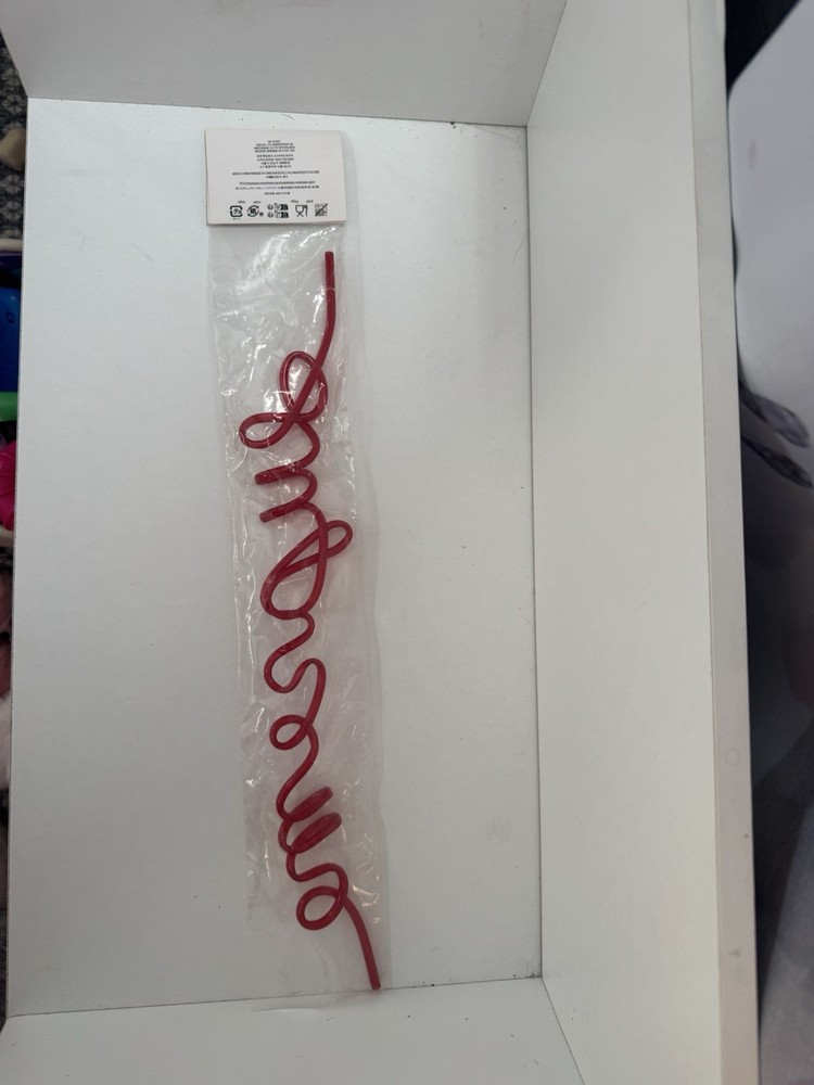 Supreme Straw
