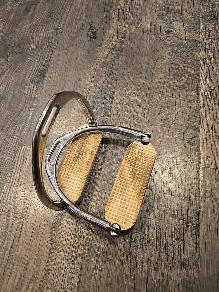 english stirrups