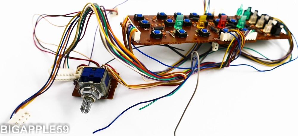 Kenwood R-2000 Radio Receiver Front Panel Keypad Buttons w Clock/Timer Switch #3