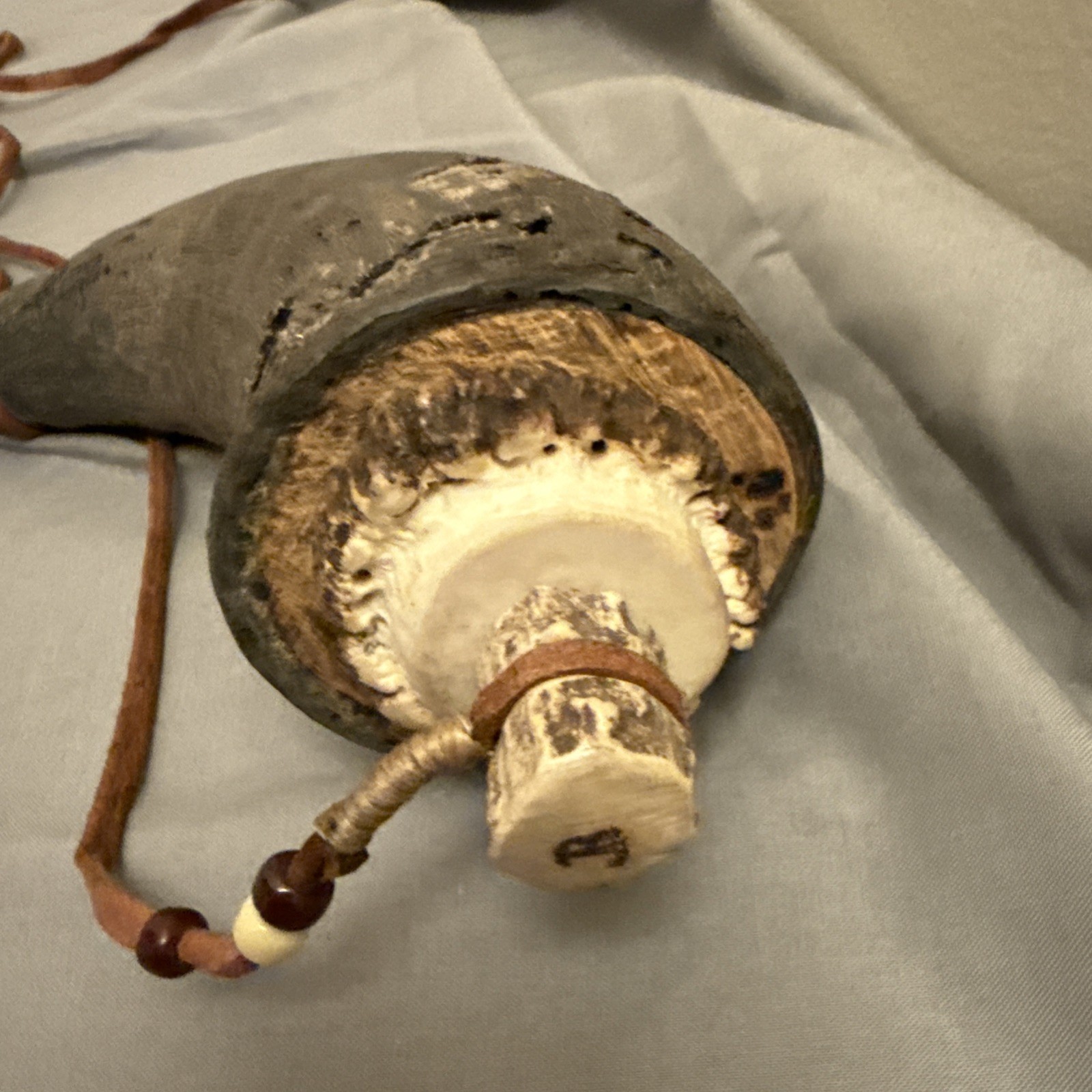 Powder Horn 10" Black/White Historical Musket Reenactors Replica + Leather Sling