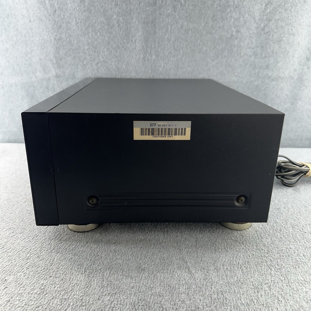 Pioneer PD-TM2 Multiplay Compact Disc Player NO REMOTE NO MAGAZINE UNTESTED