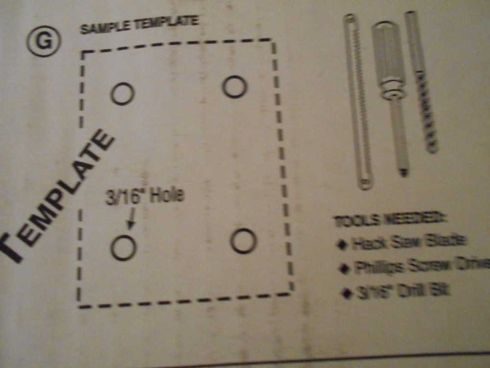 TROPHY MOUNTING KIT STILL IN BOX