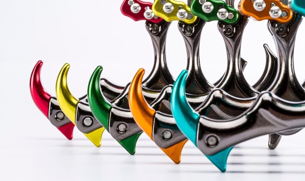 Sear Hand-Held Archery Compound Bow Hinge Release