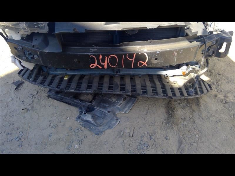 19 TOYOTA PRIUS C PRE CRASH SENSOR 88181-52110
