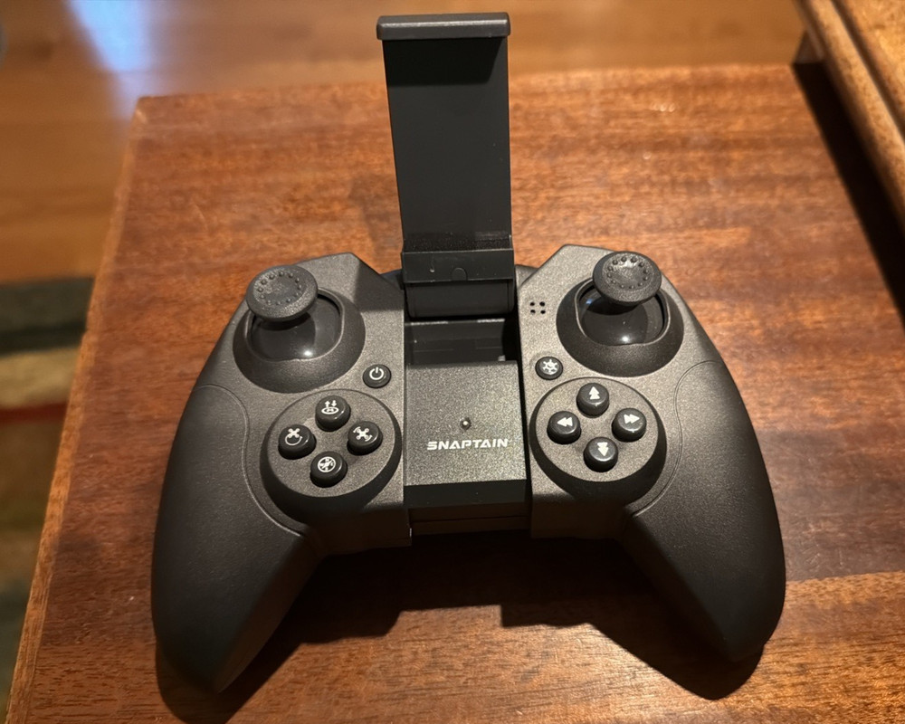 Snaptain A10R Drone Controller