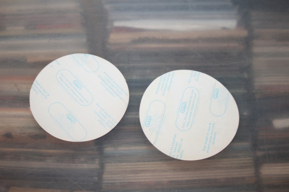 Neil Young - 2x Unused Backstage Pass - FREE POSTAGE - lot #3