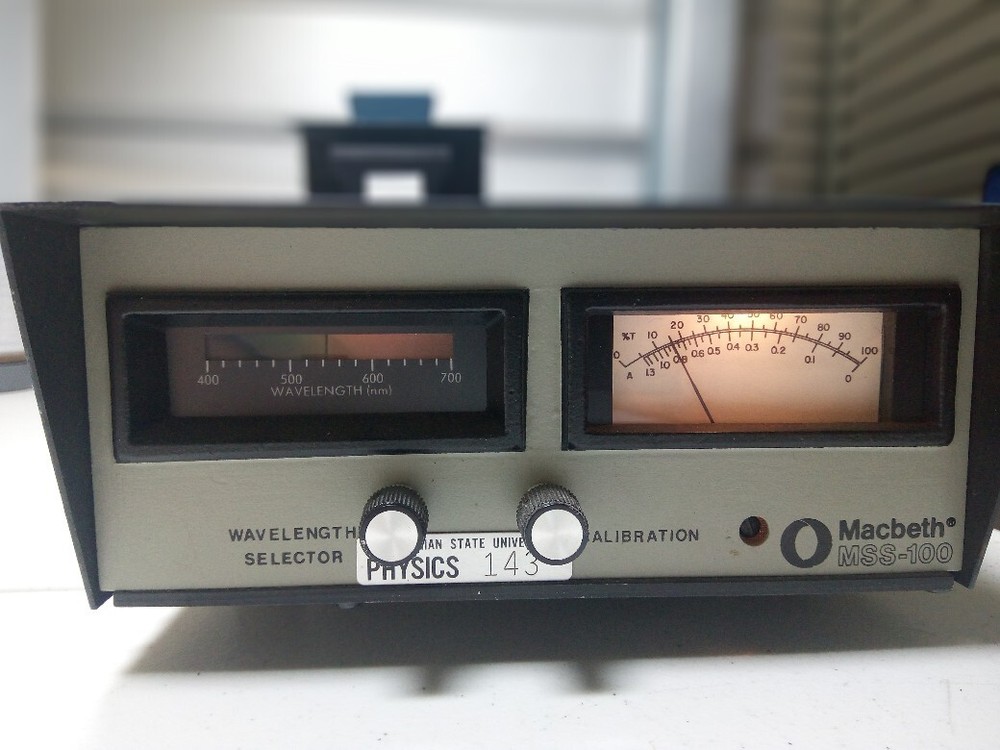 MacBeth MSS-100 Student Spectrophotometer 120V Vintage