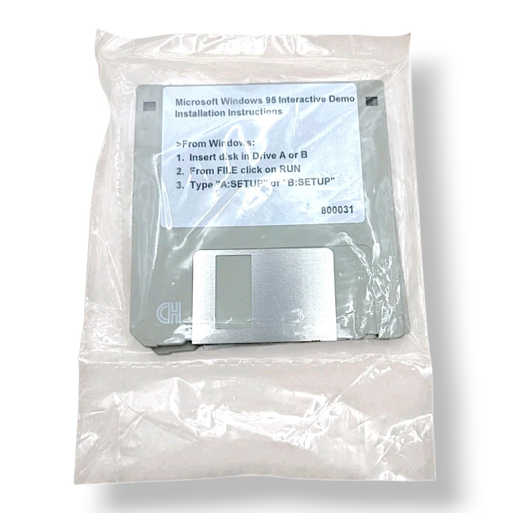 Rare Microsoft Windows 95 Interactive Demo 3.5" Floppy Disk Vintage 1995 (2pcs.)