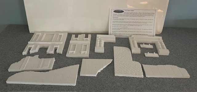 Custom Dioramics 1/35 Scale Corner Cafe - CD1106 kit