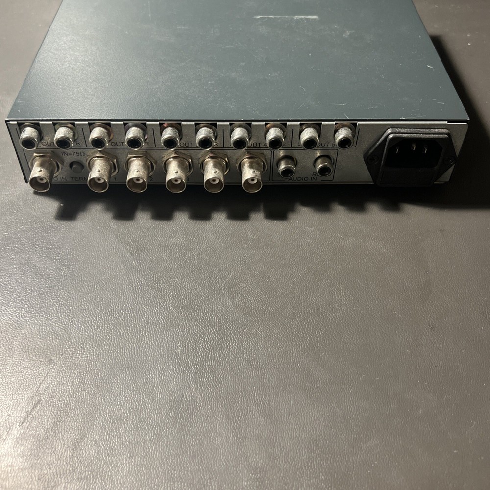 Kramer Electronics 10-010510 VM-5S Video Audio Distributor
