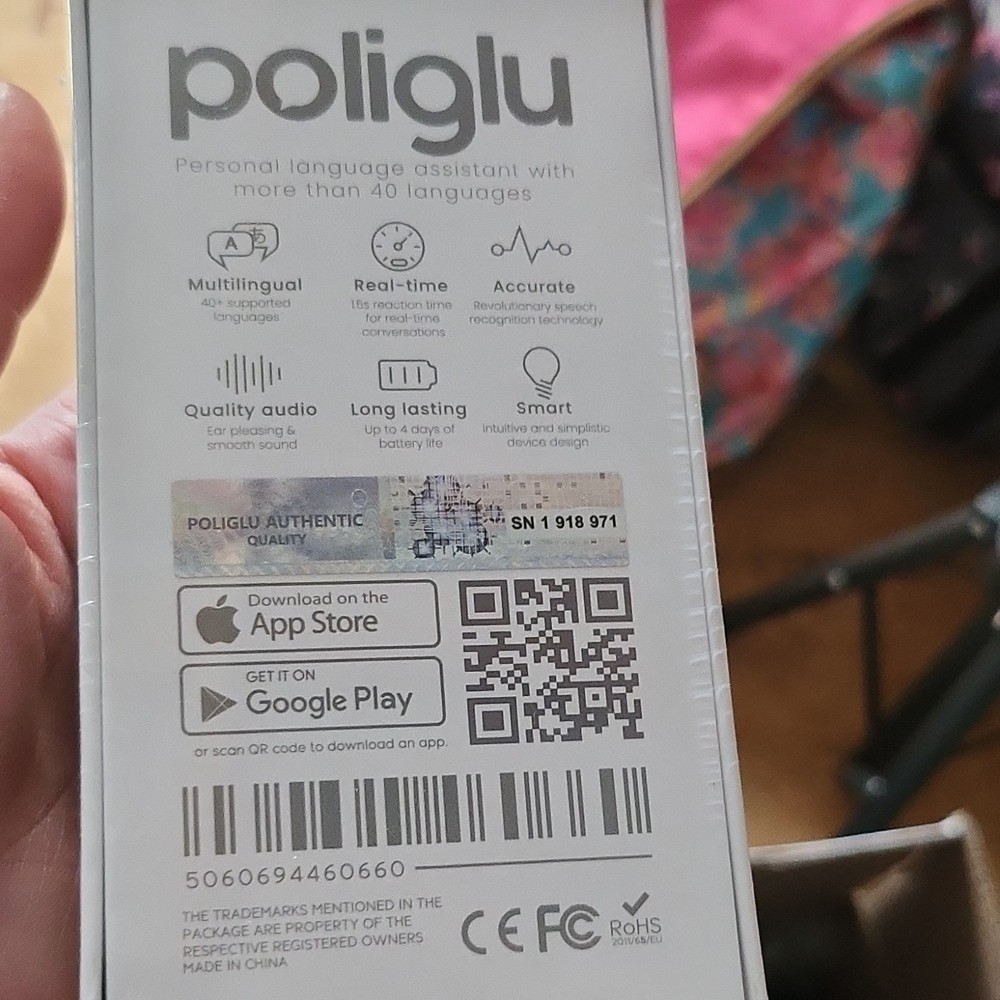 poliglu Multilingual Real-Time Handheld Translator Device, Quality Audio
