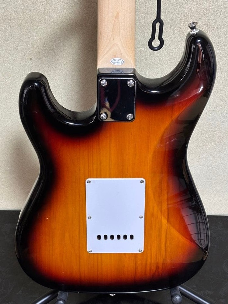 Pristine SELDER Electric Guitar Sunburst