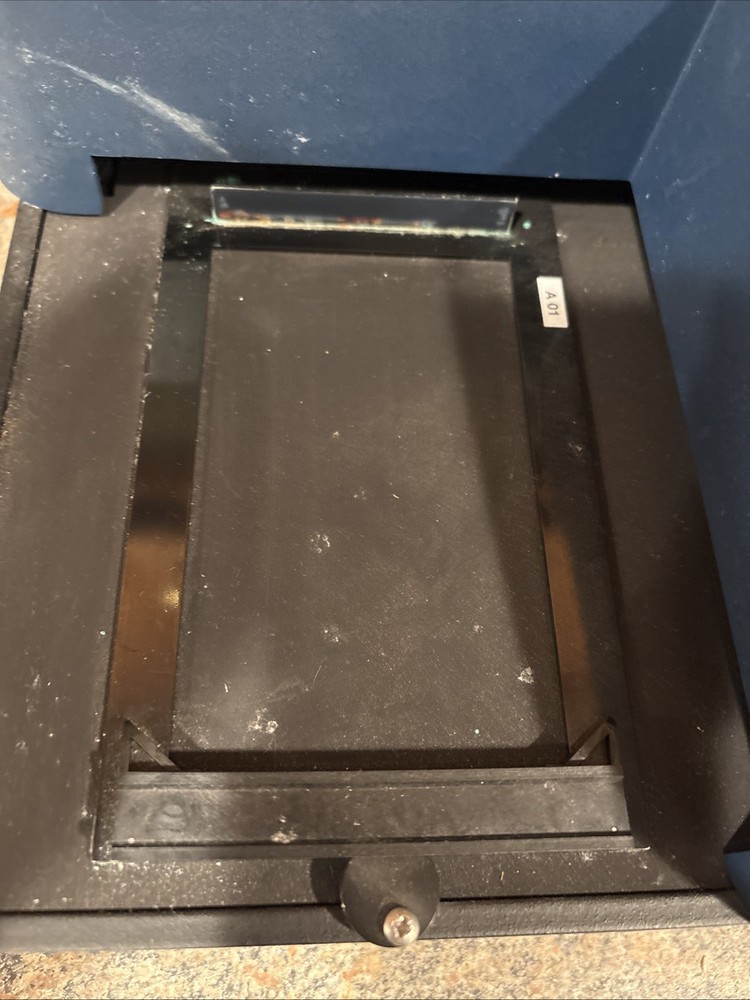 Molecular Devices EMax Plus Microplate Reader 30 Day Warranty