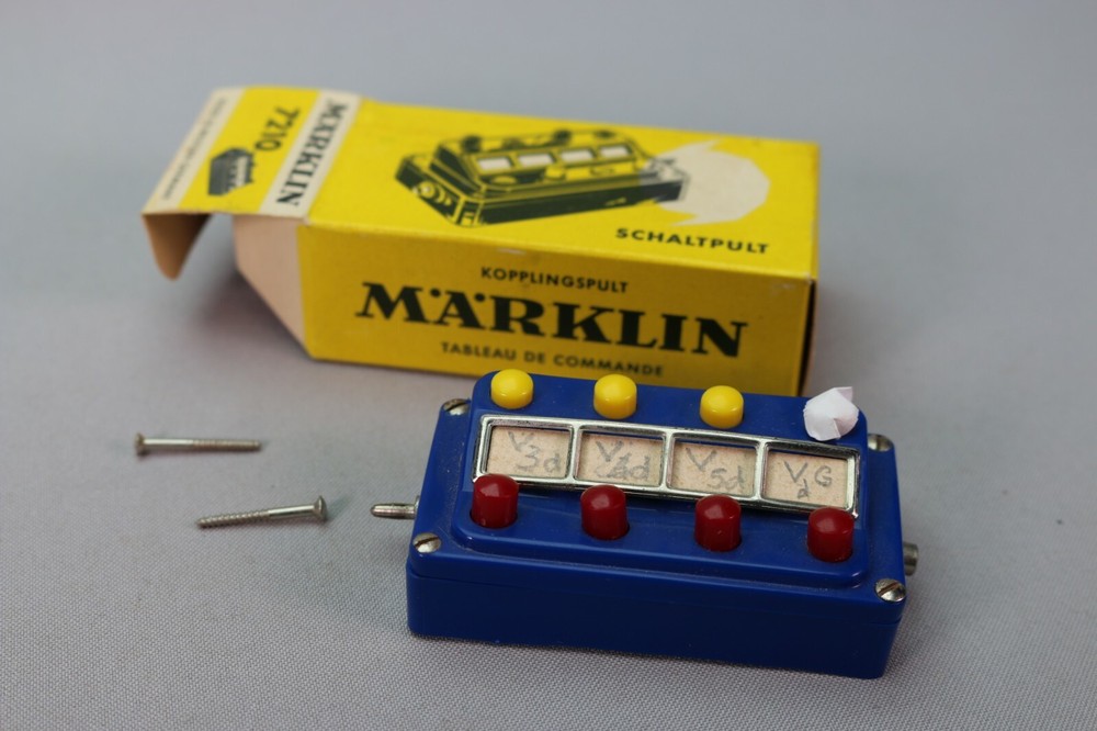 ZU130 Marklin 7210 HO Control Panel Schalptult Switch Panel Schakelbord