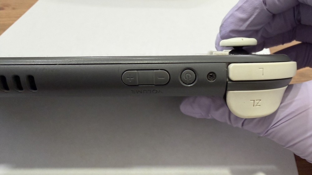 Nintendo Switch Console Handheld HDH-001, grey .