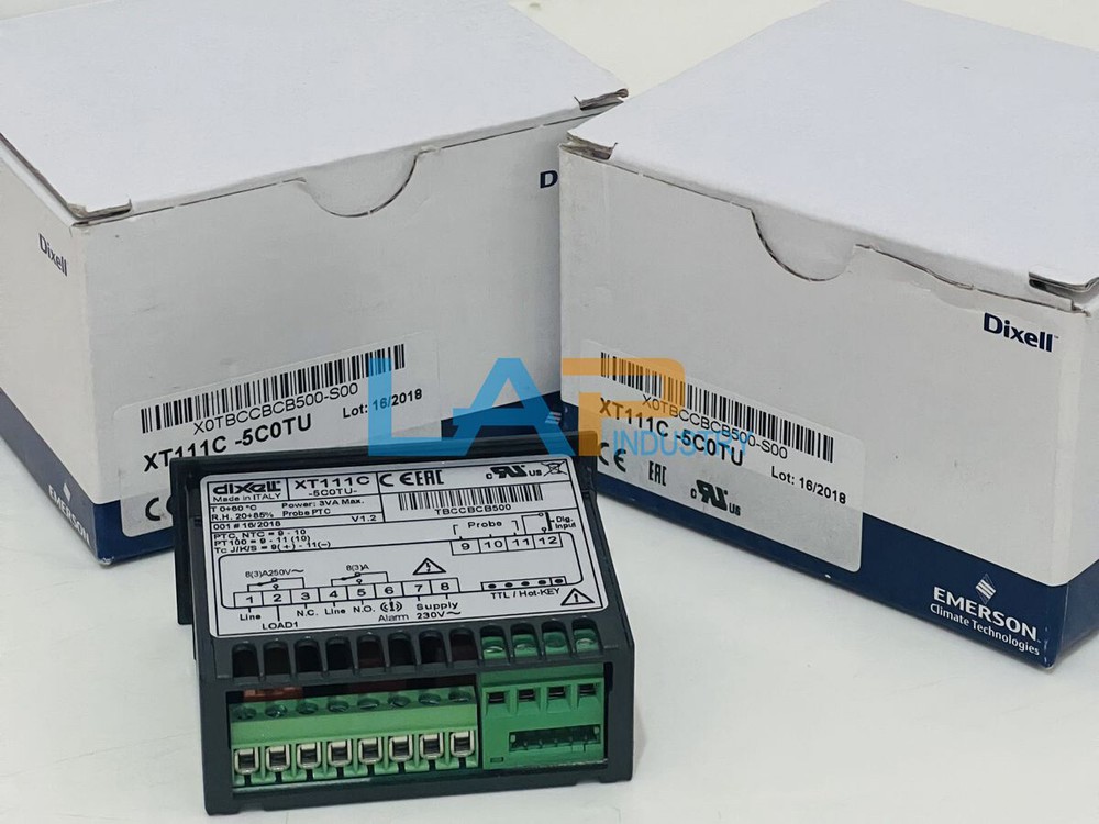 1Pcs New temperature controller XT111C-5C0TU XT111C5C0TU