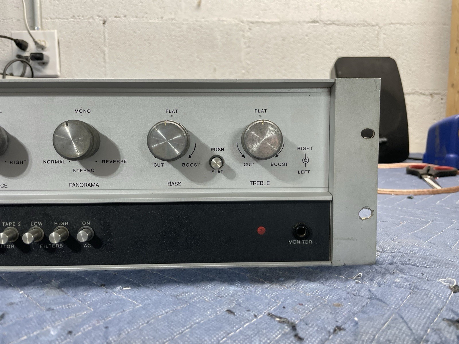 Crown IC 150a Stereo Preamplifier