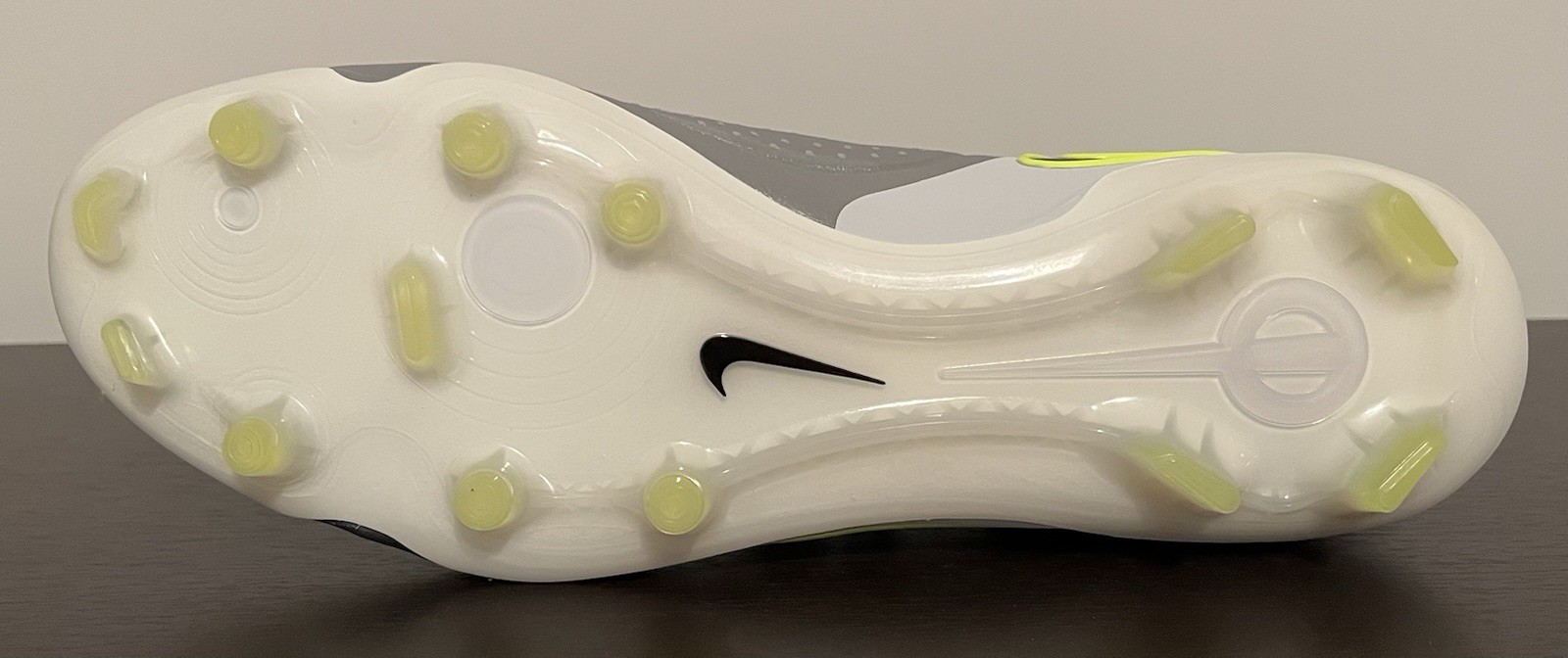 Men Nike Tiempo Legend 10 Elite FG Pro Soccer Cleats HF8980-001 Sz 11.5