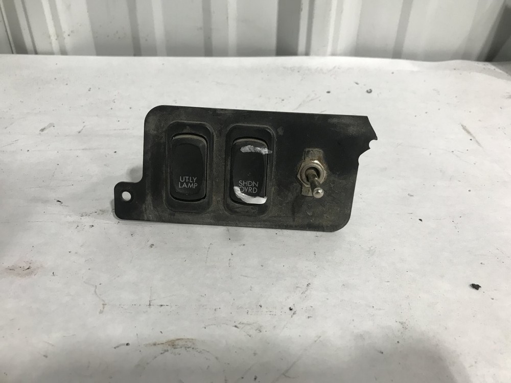 Freightliner C120 CENTURY SWITCH Dash Panel - Used