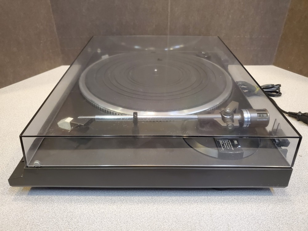 TECHNICS SL-QD33 Stereo Turntable, Quartz Direct Drive Automatic, Tested Working
