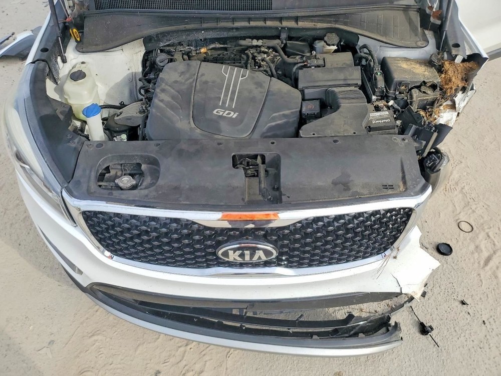 SORENTO 2016 Glove Box 5003655