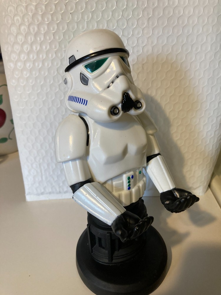 Star Wars Stormtrooper Cable Guy Controller Phone Stand Exquisite Gaming