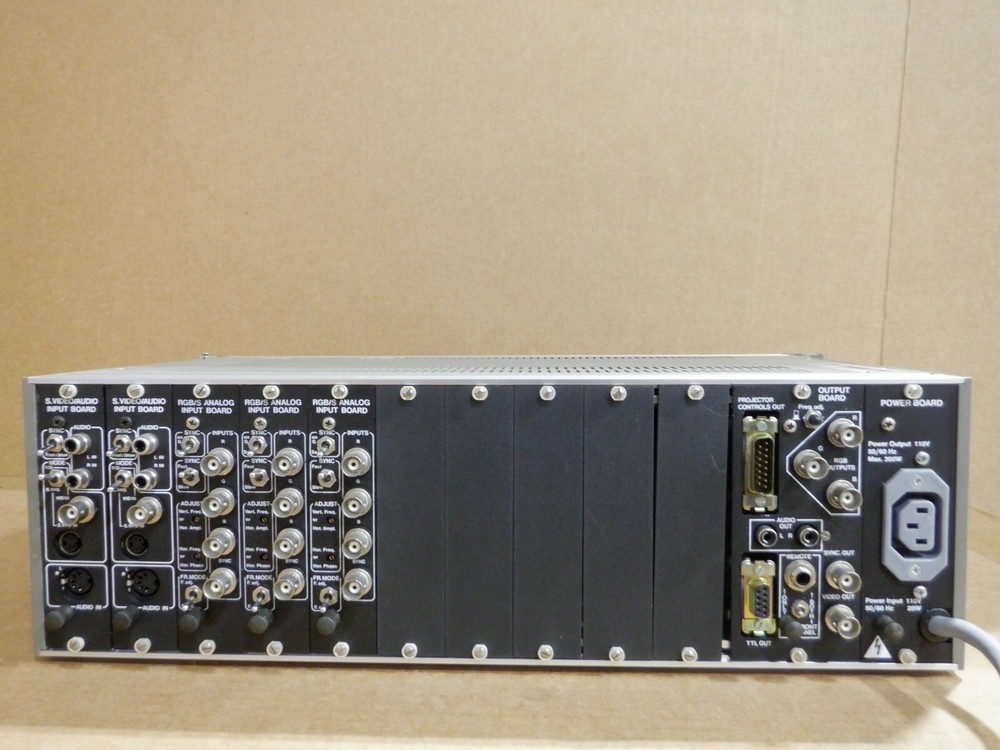 BARCO RCVDS 400S-QUAD REMOTE CONTROLLED VIDEO / DATA SELECTOR