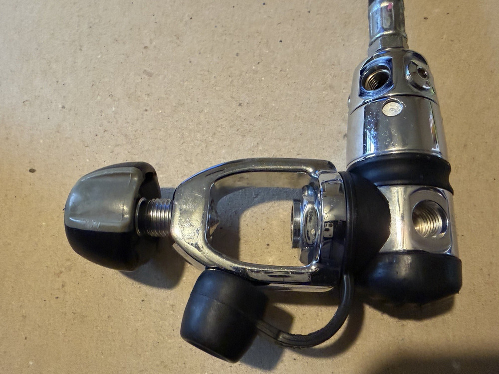 Atomic Aquatics M1 First & Second Stage Regulator Set (Swivel 1st)(Yoke) READ!
