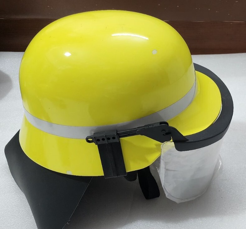 BULLARD H-1000 FIREMAN HELMET