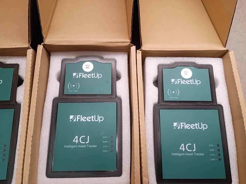 Fleetup 4CJ Wired Portable GPS Intelligent Asset Tracking Device tracker OBD2