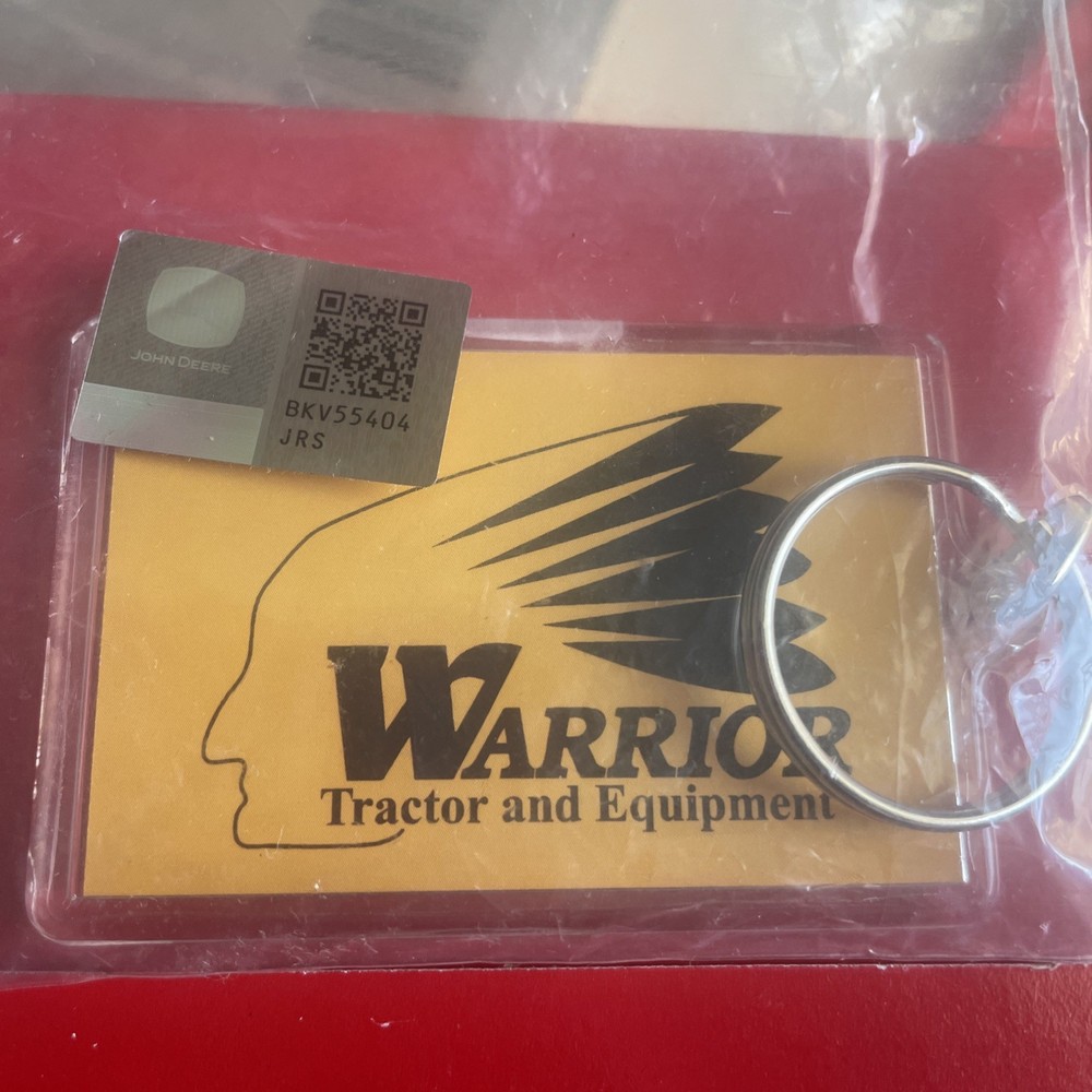 JOHN DEERE KEYCHAIN NEW IN PACKAGE