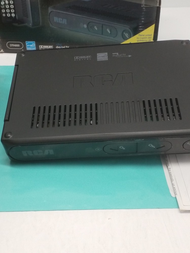 RCA Digital TV Converter DTA800