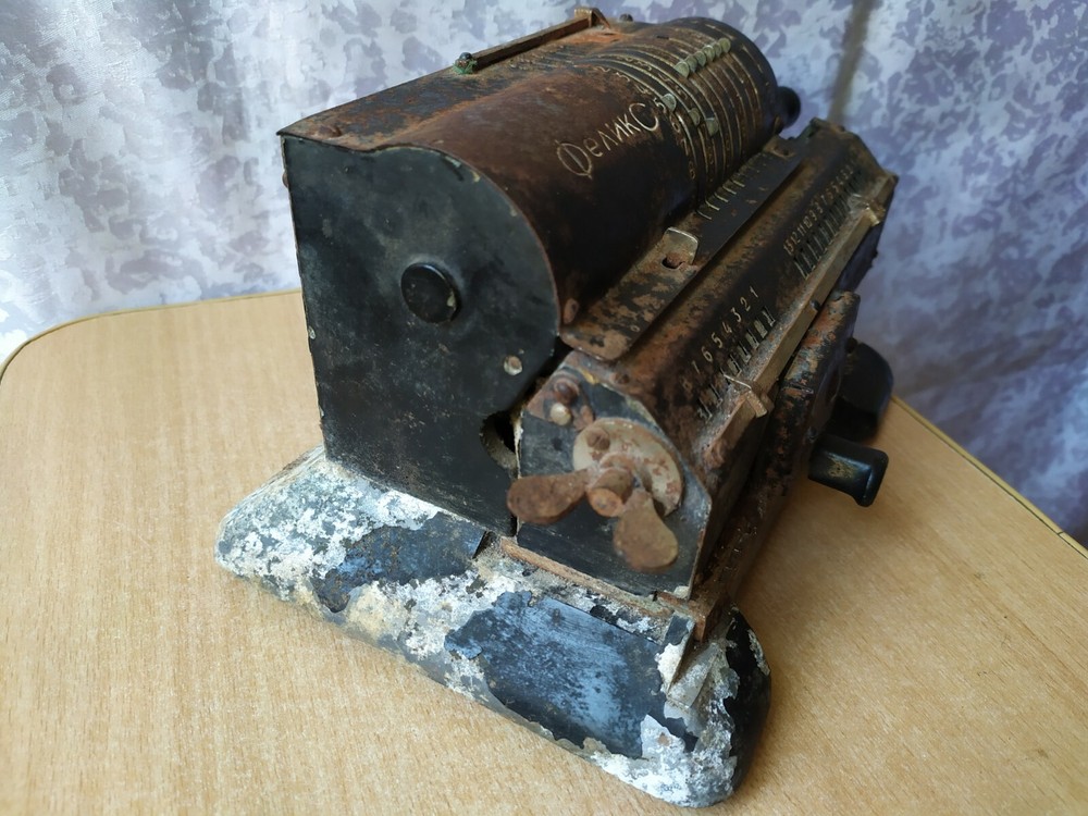 Rare SOVIET RUSSIAN ADDING MACHINE ARITHMOMETER FELIX mechanical calculator USSR