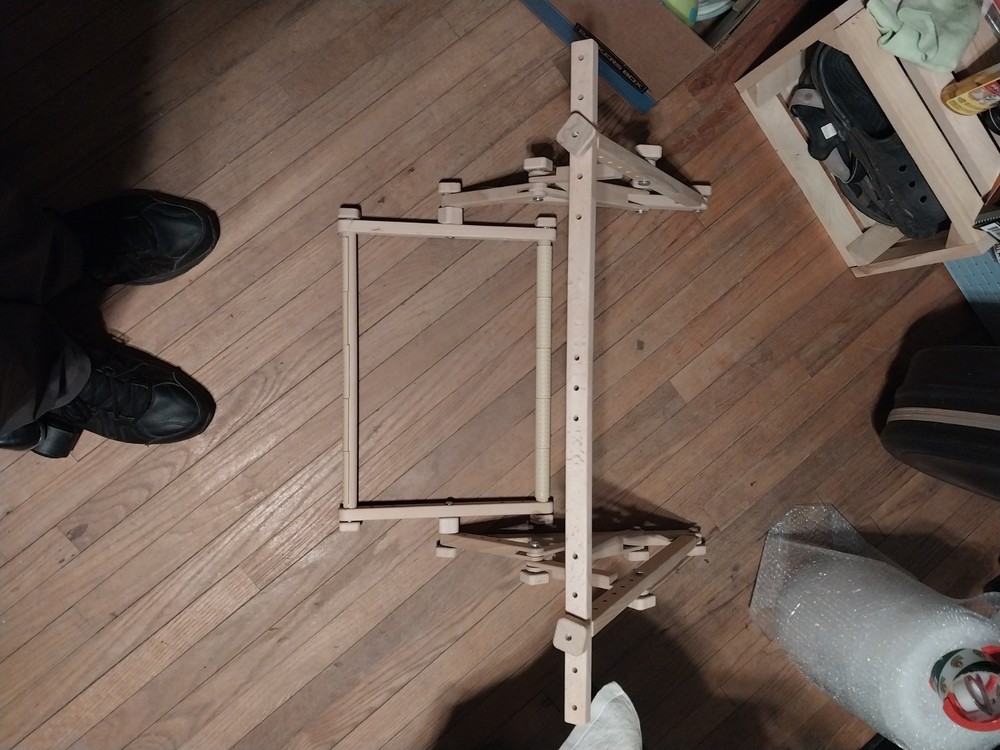 Wooden Rectangular Scroll Frame 24" with Adjusting Screw for Embroidery