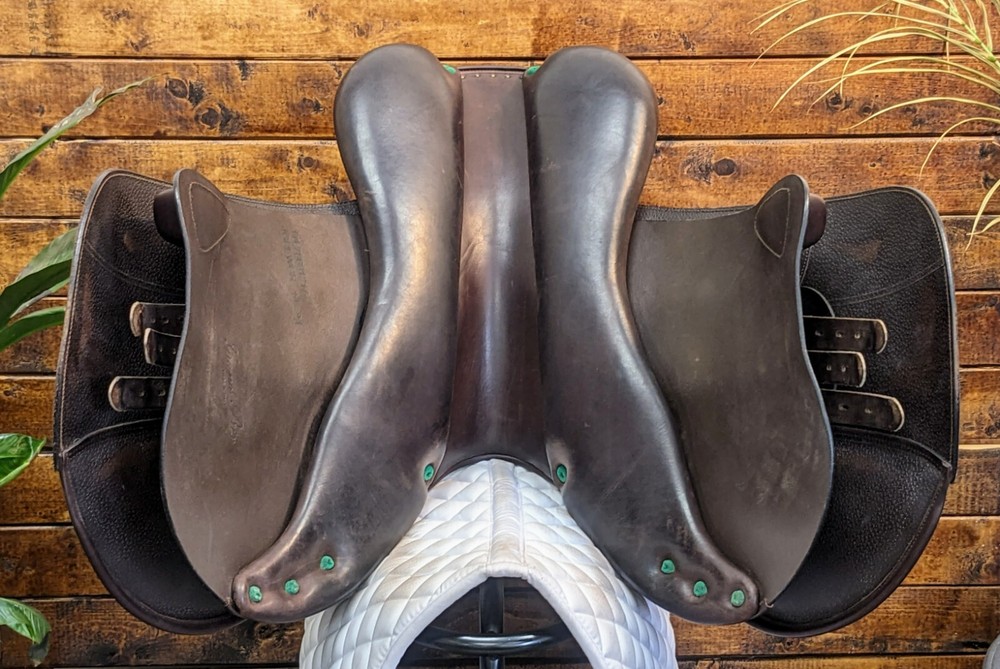 17" Equipe Grand Prix Jumping Saddle (2017) *Full Grip Leather*