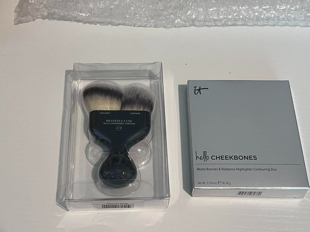 IT Cosmetics Hello Cheekbones Matte Bronzer & Love Highlighter + Contour Brush