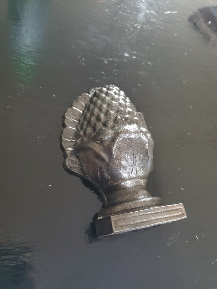 Vintage Cast Iron Pineapple Door Knocker EUC Very Nice
