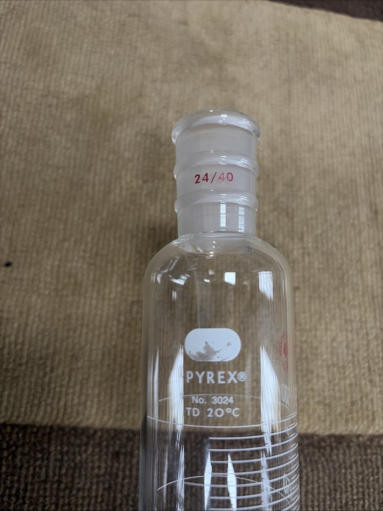 500 ml graduated cylinder