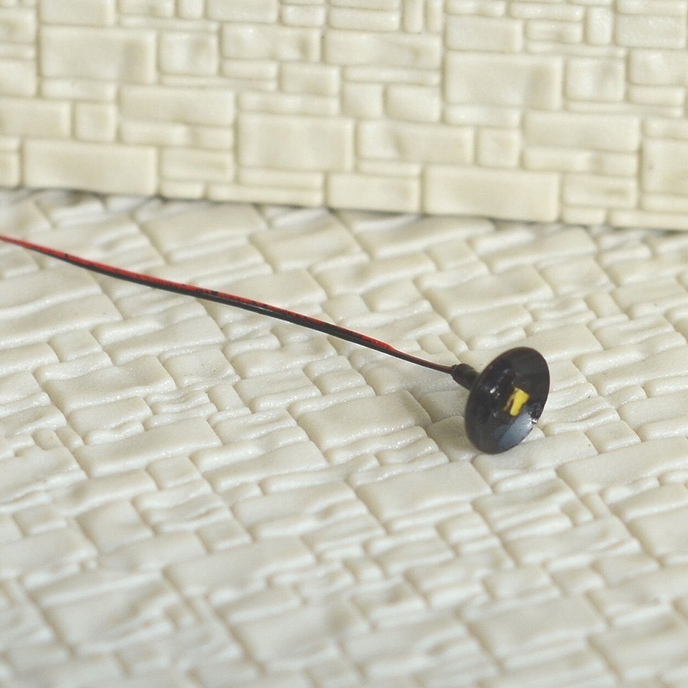 Model Train Scenery Decorations 10 Pack Black Wall Light LED Ceiling Lamps