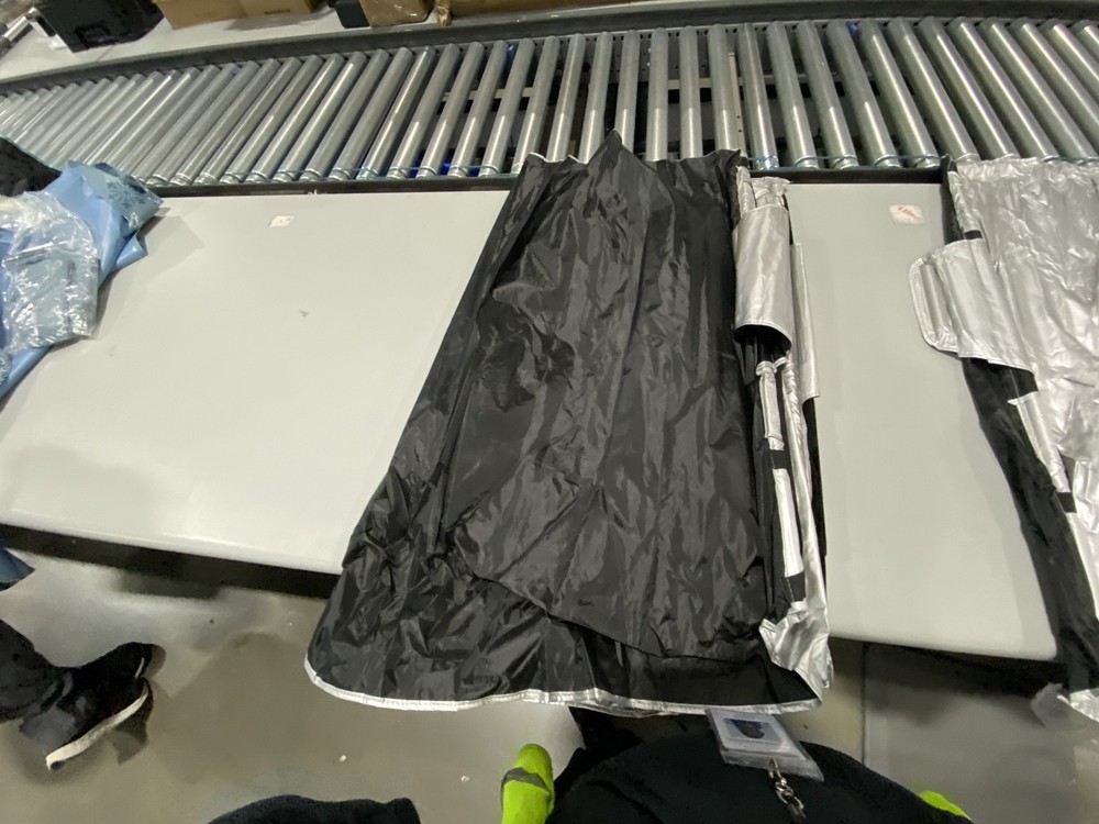 SOLARGUARD SOLAR GUARD WINDSHIELD COVER - SILVER - Scratch & Dent