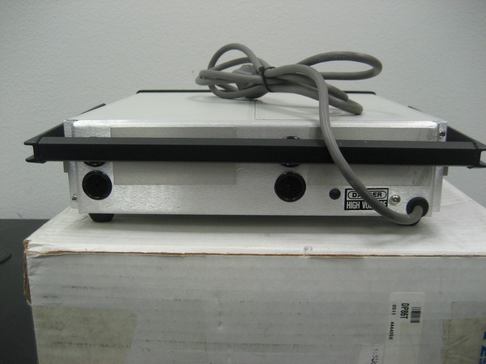 Omega Temperature Data Logger DP86T **NEW**