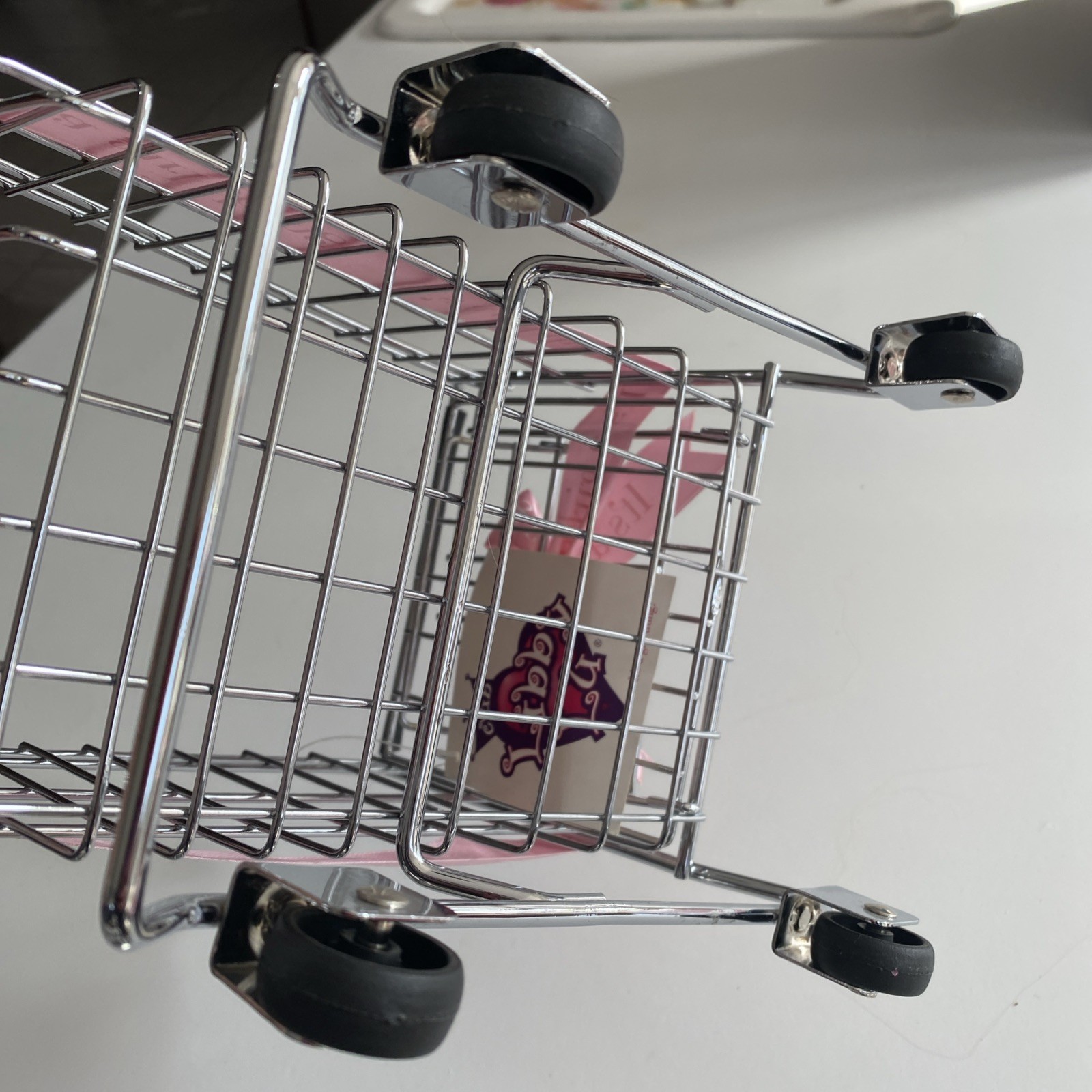 NWT CLUB LIBBY LU ITS A GIRL THING Metal Shopping Cart PINK RIBBON MOVEABLE SEAT