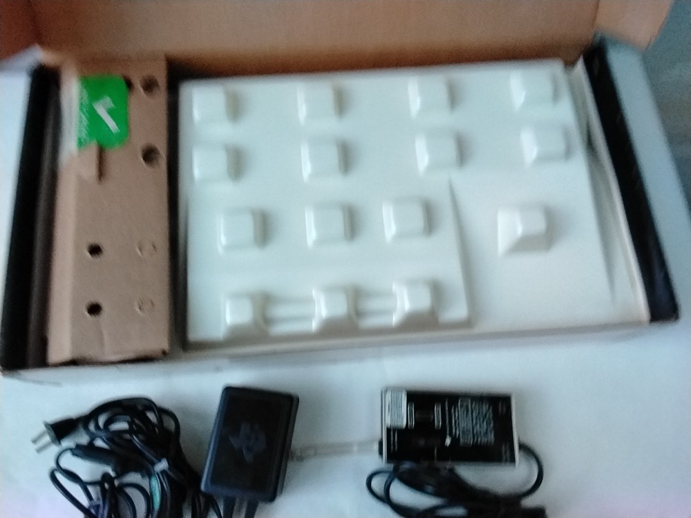 T1 – 99/4A Computer Pwr Cord Video Modulator Munch Man Video Game Untested