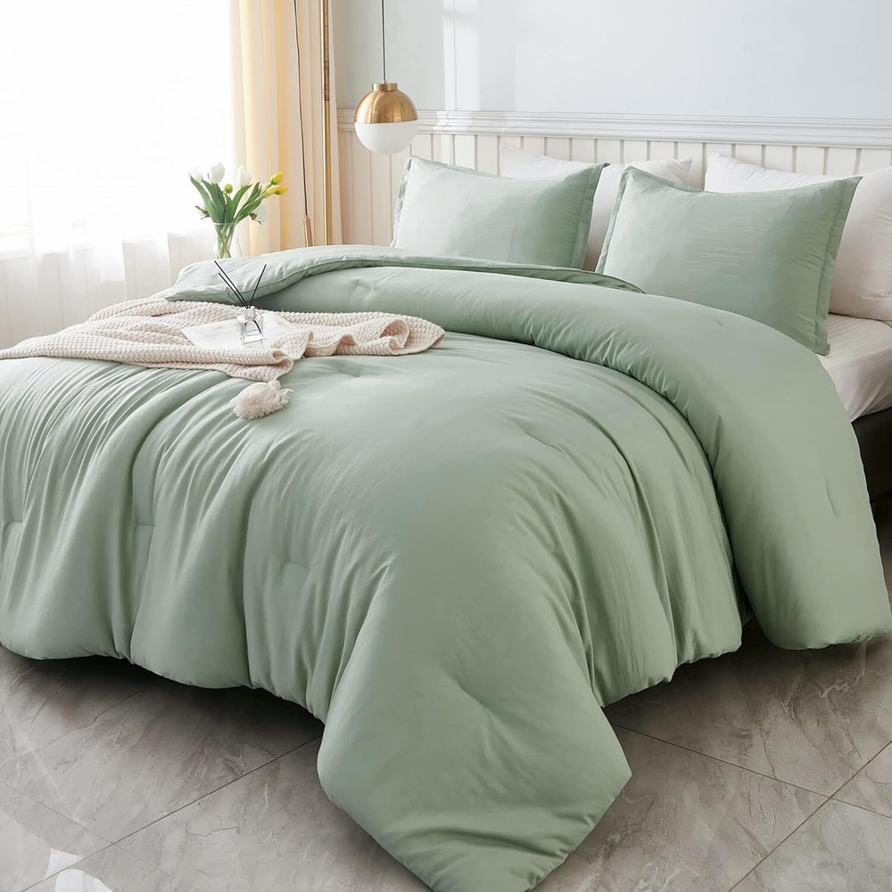 King Size Sage Green Comforter Set, 3-Piece King Size Solid Color Comforter Set