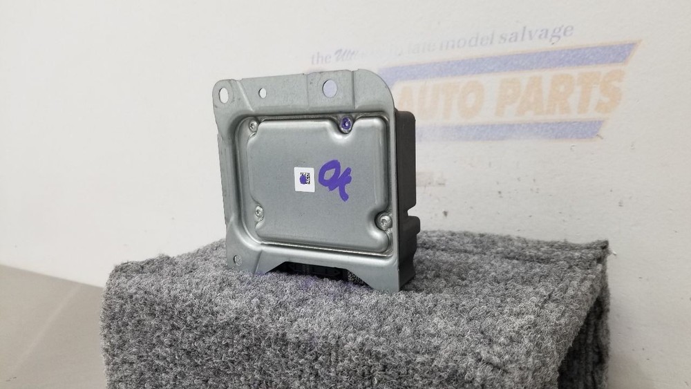 17 DODGE RAM 3500 CHASSIS CAB SRS CONTROL MODULE 68303635AA