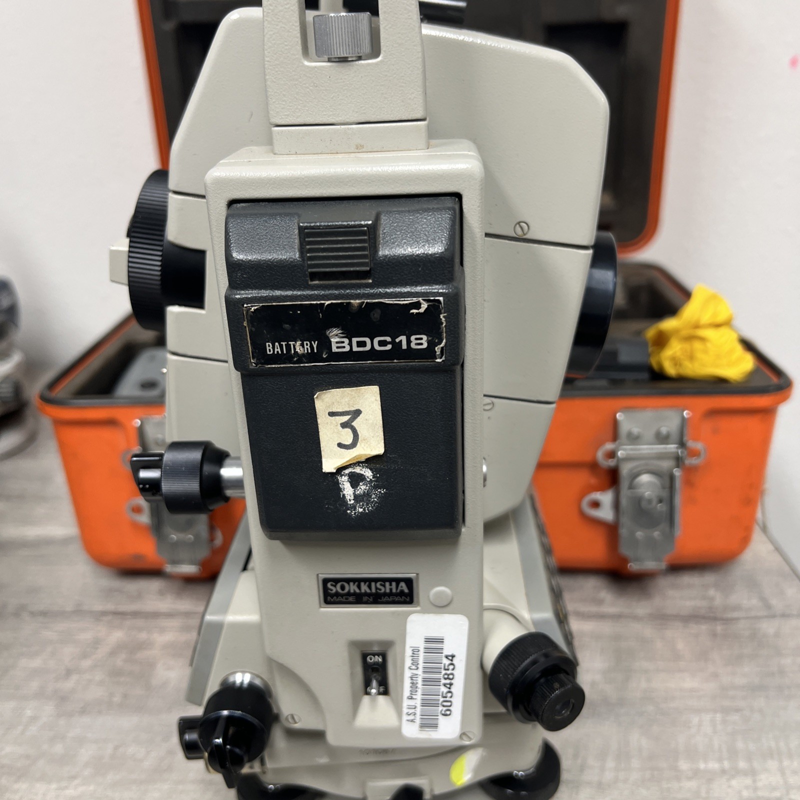 SOKKISHA LIETZ SET 4A SURVEY EQUIPMENT TOTAL STATION W/ BATTERIES AND CHARGER