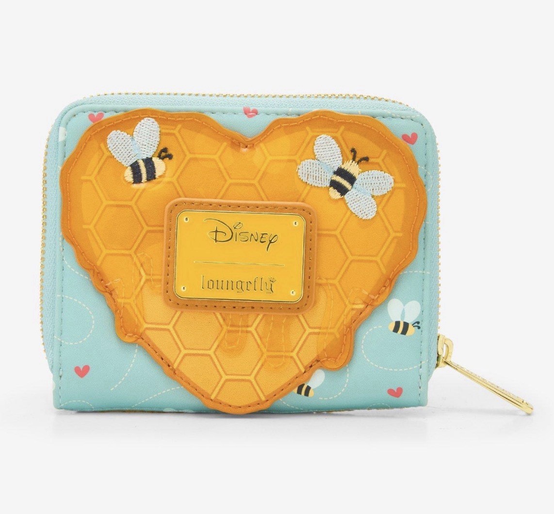 NWT Loungefly Box Lunch Winnie The Pooh Honey Scented Heart Accordion Wallet
