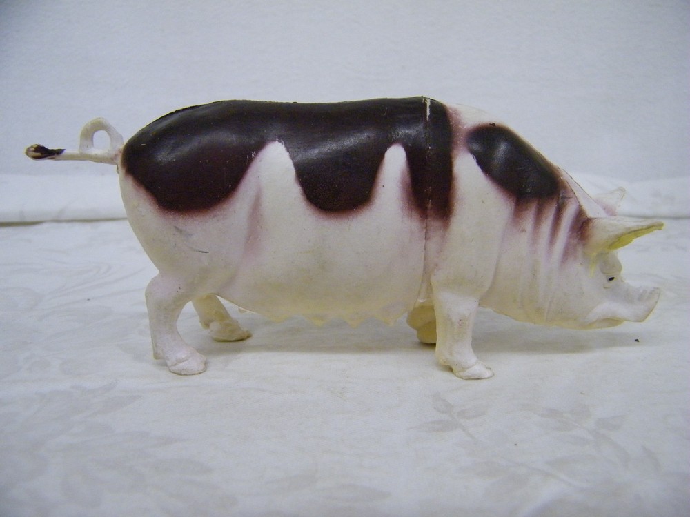 Vintage Soft Rubber Sow Pig Made in Chine 1987